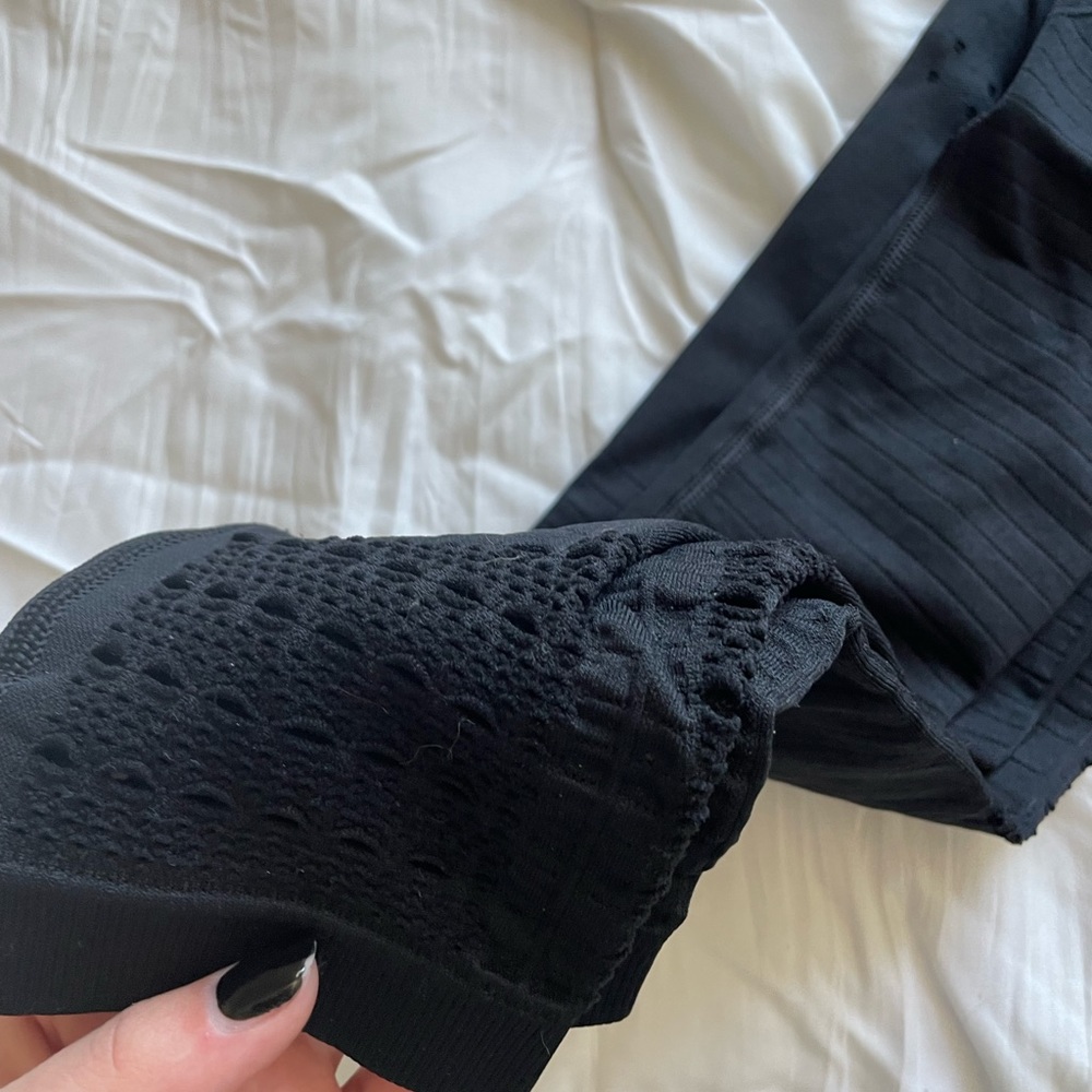 Black gymshark leggings